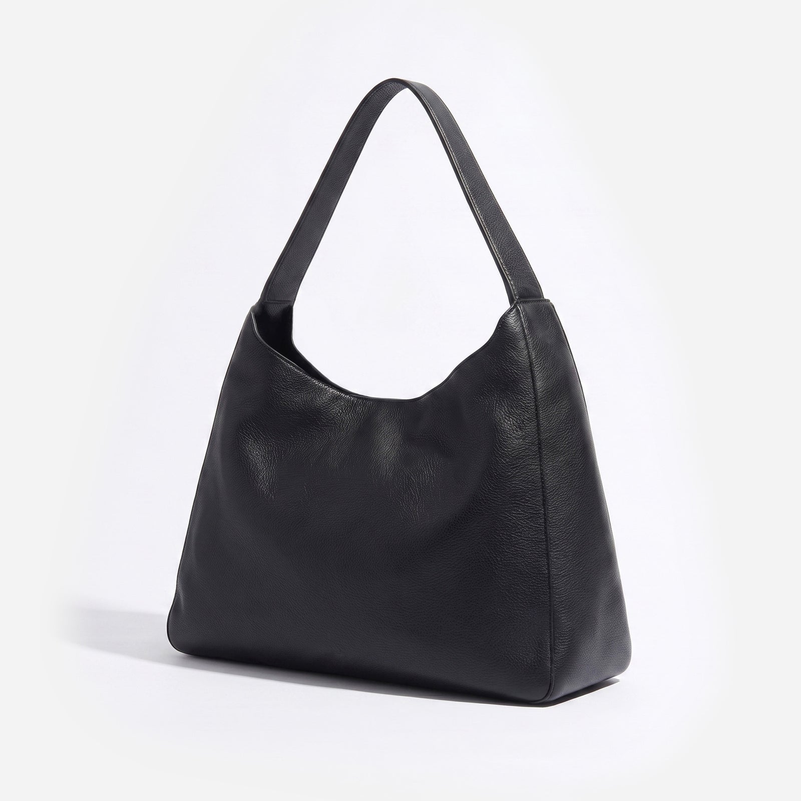 The Overtime Lite back view in full-grain leather -Black