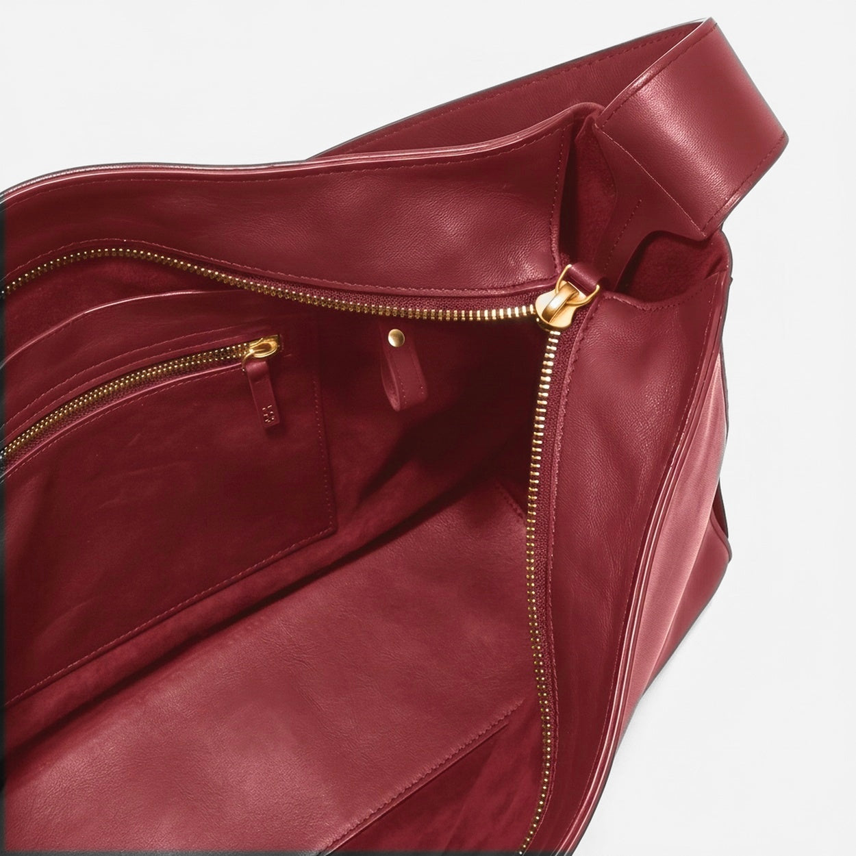 The Overtime Lite open interior showing everyday capacity -Cherry Cola
