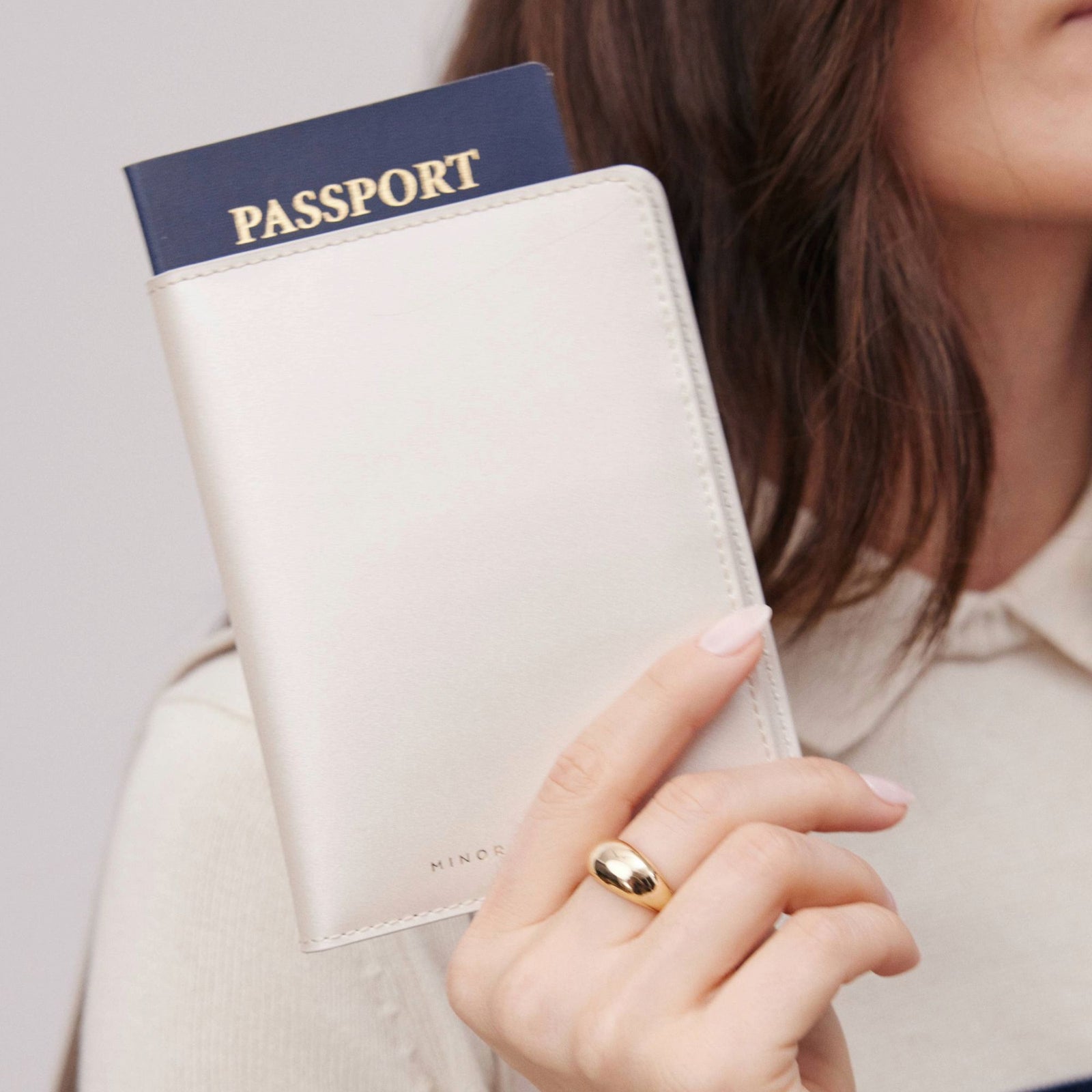 Atlas passport holder in luxury full-grain leather, minimalist travel wallet for passports and essentials - Pearl
