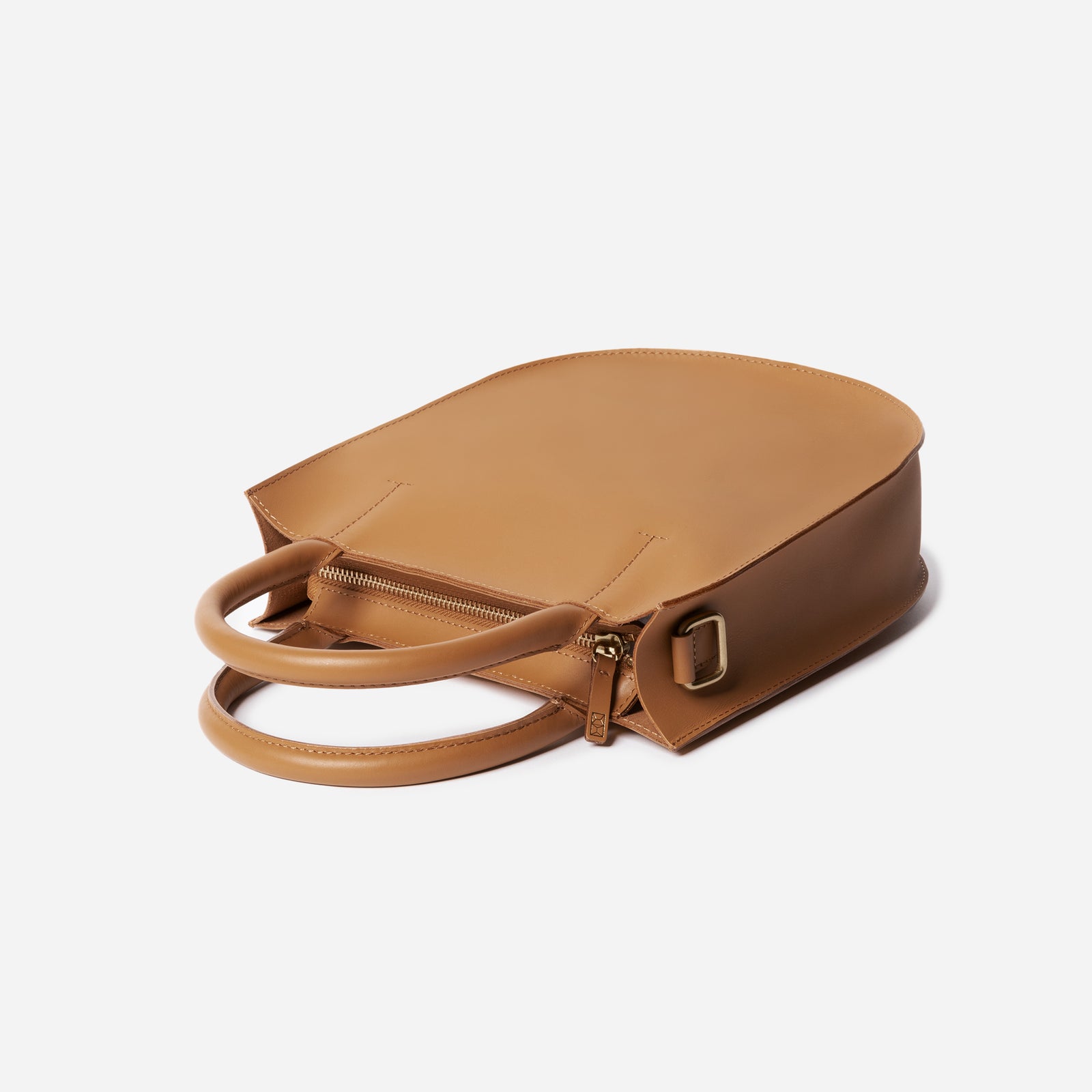 - Saddle